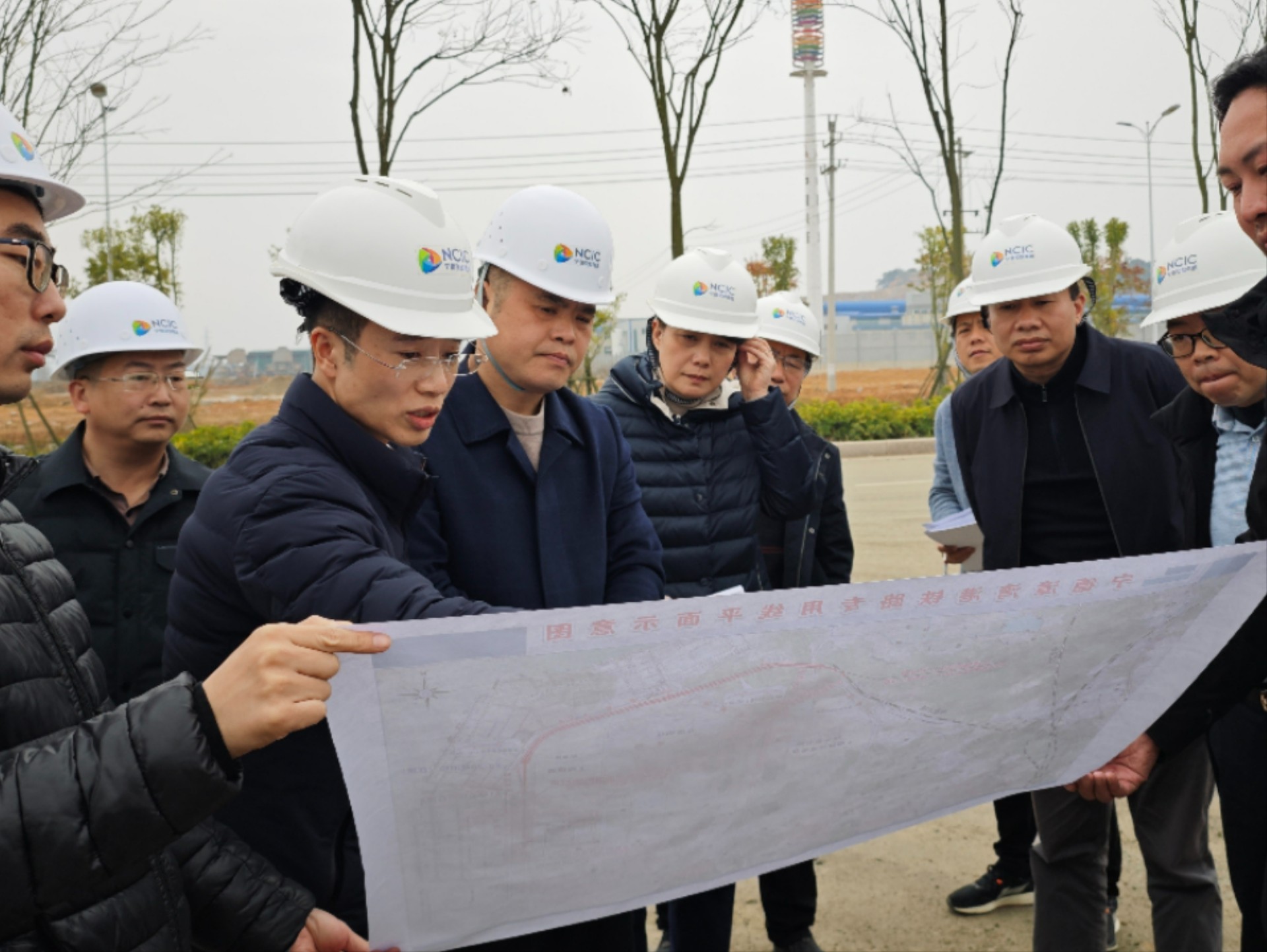 2024-2-29市交投集團(tuán)領(lǐng)導(dǎo)深入市交投物流集團(tuán)項目一線調(diào)研，章佳琦拍攝2.jpg